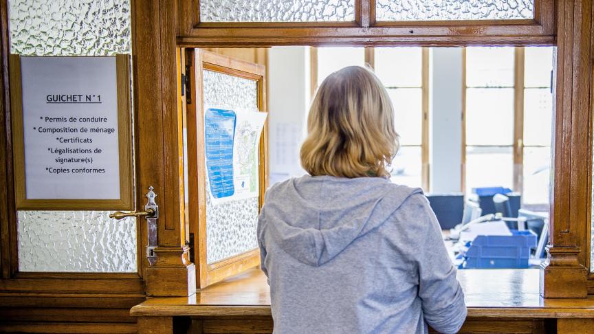 La Cour constitutionnelle consacre le droit au non-numérique